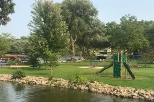 4318 Golf Ln, Racine, WI 53185 - Photo 16