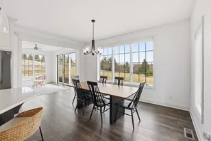 N87W25037 Bay Ct, Lisbon, WI 53089 - Photo 14