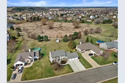 504  Fairview Cir, Racine, WI 53185 - Photo 32