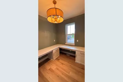 N51W18847  Quietwood Dr, Menomonee Falls, WI 53051 - Photo 10