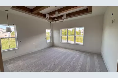 N51W18847  Quietwood Dr, Menomonee Falls, WI 53051 - Photo 12