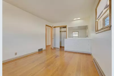 5136 N 69th St, Milwaukee, WI 53218 - Photo 14