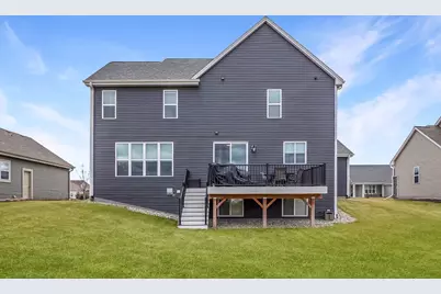 1390  Foxwood Pass, Oconomowoc, WI 53066 - Photo 36