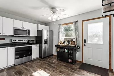 2017  Green Tree Rd, West Bend, WI 53090 - Photo 22