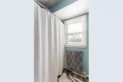 2017  Green Tree Rd, West Bend, WI 53090 - Photo 36