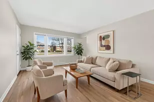 11817 W North Ave, Wauwatosa, WI 53226 - Photo 28