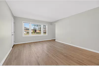 11817 W North Ave, Wauwatosa, WI 53226 - Photo 8