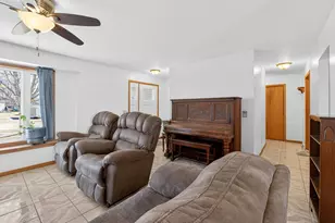 804 Fieldstone Way, Watertown, WI 53094 - Photo 4