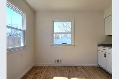 4167 N 70th St, Milwaukee, WI 53216 - Photo 8