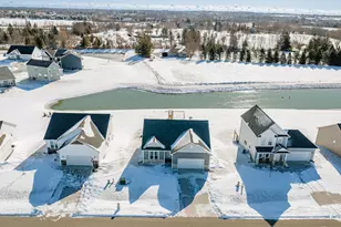 W218N16074 Tiger Lily Dr, Jackson, WI 53037 - Photo 28