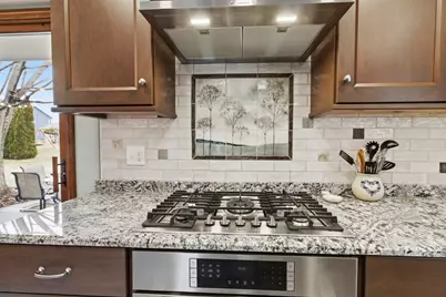 900 E Elm Rd, Oak Creek, WI 53154 - Photo 12