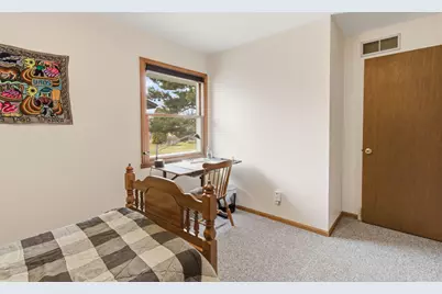 900 E Elm Rd, Oak Creek, WI 53154 - Photo 22