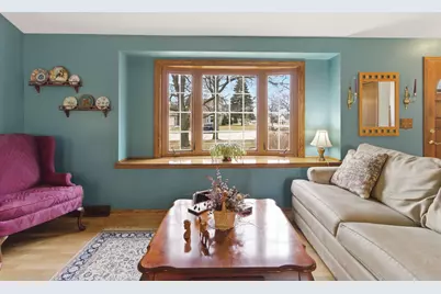 900 E Elm Rd, Oak Creek, WI 53154 - Photo 6