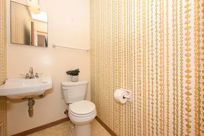 5316  Robin Dr, Greendale, WI 53129 - Photo 22