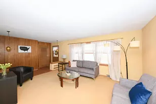 5316 Robin Dr, Greendale, WI 53129 - Photo 2