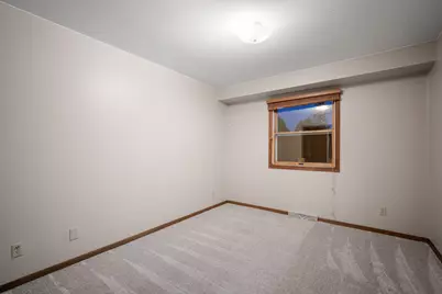 1324  Rhynie Ct, West Bend, WI 53095 - Photo 18