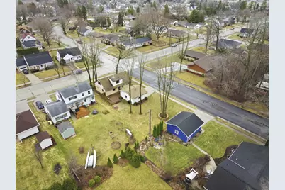 1402 N 21st St, Manitowoc, WI 54220 - Photo 12