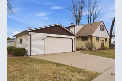 1402 N 21st St, Manitowoc, WI 54220 - Photo 4