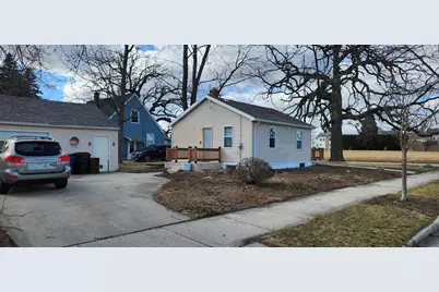 3301  19th St, Racine, WI 53405 - Photo 2