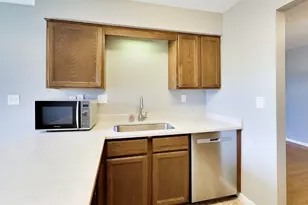 5 Highwood Ct, Williams Bay, WI 53191 - Photo 8