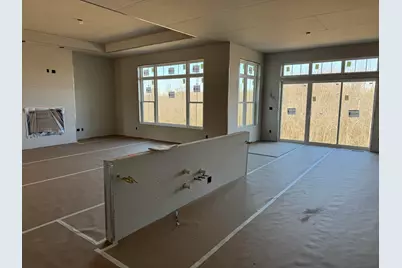 N51W18906  Quietwood Dr, Menomonee Falls, WI 53046 - Photo 4