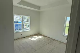 N51W18906 Quietwood Dr, Menomonee Falls, WI 53046 - Photo 12