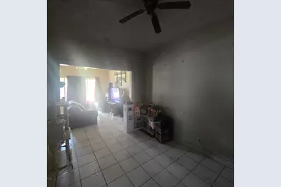 1206 W Scott St, Milwaukee, WI 53204 - Photo 4