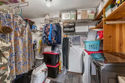 W168N11519  El Camino Dr, Germantown, WI 53022 - Photo 4