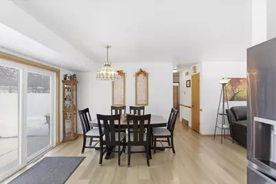 8205 W Beloit Rd, West Allis, WI 53219 - Photo 8