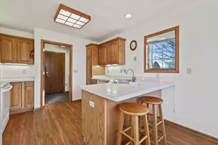 4731 Kingdom Ct, Racine, WI 53402 - Photo 8