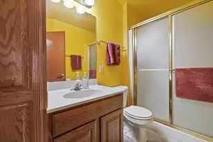 4731 Kingdom Ct, Racine, WI 53402 - Photo 14