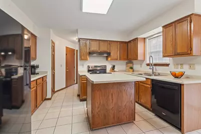 5400 W Donges Ln, Brown Deer, WI 53223 - Photo 16