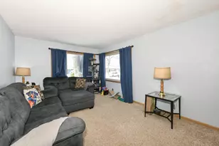 703 Perry Ave, Racine, WI 53406 - Photo 4