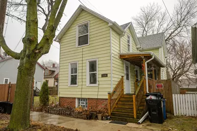 715  13th St, Racine, WI 53403 - Photo 2