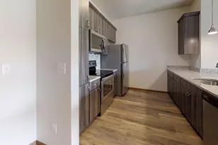 N115W16170 Saxony Village Blvd, Germantown, WI 53022 - Photo 4