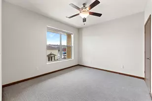 N115W16170 Saxony Village Blvd, Germantown, WI 53022 - Photo 2