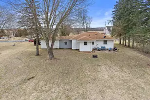 1846 Co Hwy A, Farmington, WI 53090 - Photo 6