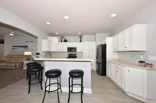 N59W17764 Meadow Ct, Menomonee Falls, WI 53051 - Photo 18