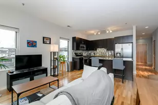 1902 N Commerce St, Milwaukee, WI 53212 - Photo 10