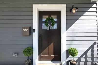 2322 S Lenox St, Milwaukee, WI 53207 - Photo 4