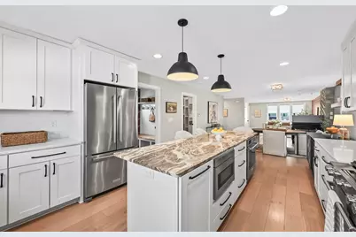 2322 S Lenox St, Milwaukee, WI 53207 - Photo 12