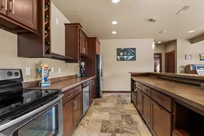 2345  Silveridge Dr, Manitowoc, WI 54220 - Photo 38