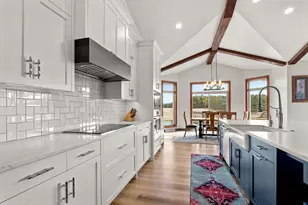 2345 Silveridge Dr, Manitowoc, WI 54220 - Photo 8