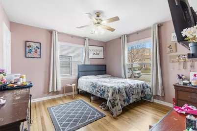 2331 S 61st St, West Allis, WI 53219 - Photo 10