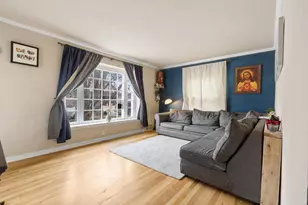 2331 S 61st St, West Allis, WI 53219 - Photo 2