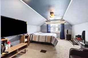 2331 S 61st St, West Allis, WI 53219 - Photo 6