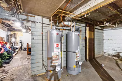 6410 W National Ave, West Allis, WI 53214 - Photo 10