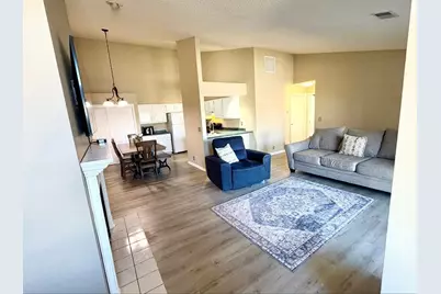 949  Quinlan Dr, Pewaukee, WI 53072 - Photo 8