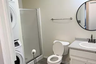 949 Quinlan Dr, Pewaukee, WI 53072 - Photo 16