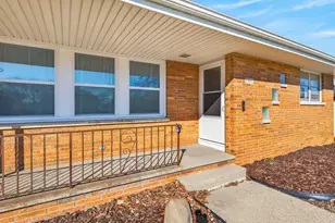 5402 39th Ave, Kenosha, WI 53144 - Photo 6